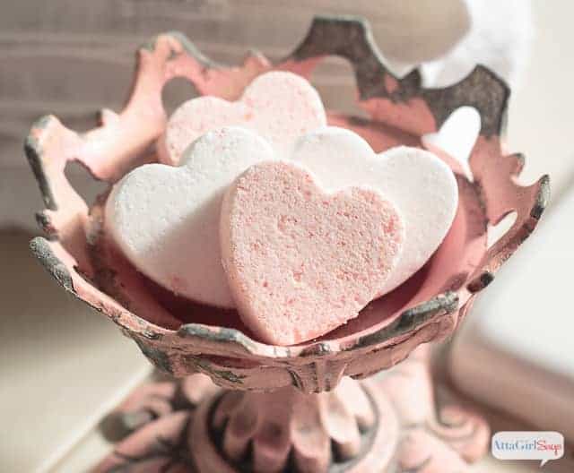 https://www.martysmusings.net/wp-content/uploads/2013/01/heart-homemade-bath-bombs-sugar-scrub-cubes-5-2.jpg